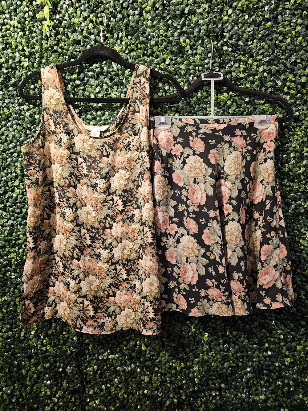 Vintage Express Floral Black & Blush Two-Piece Skirt Set